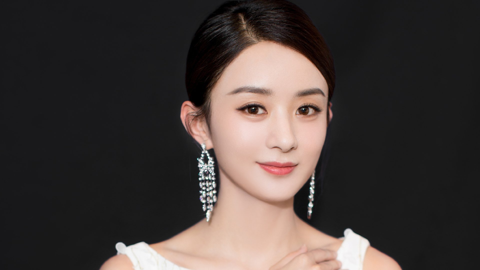 女子足球运动员职业转型培训计划正式启动，女性足球运动员